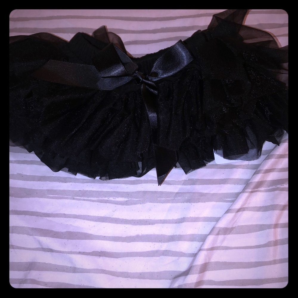 BRAND NEW TUTU Black